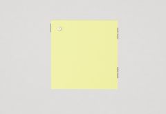 Uks (parempoolne) võtmega